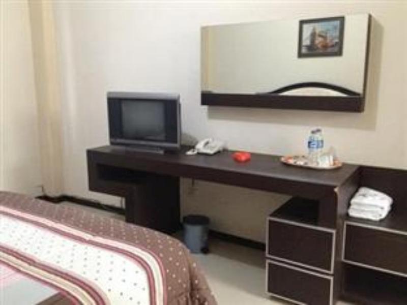 Hotel Galuh Anindita Yogyakarta Extérieur photo