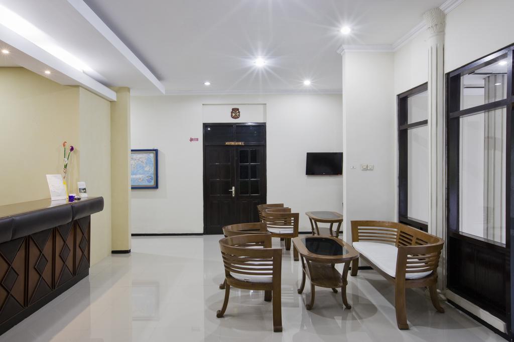 Hotel Galuh Anindita Yogyakarta Extérieur photo